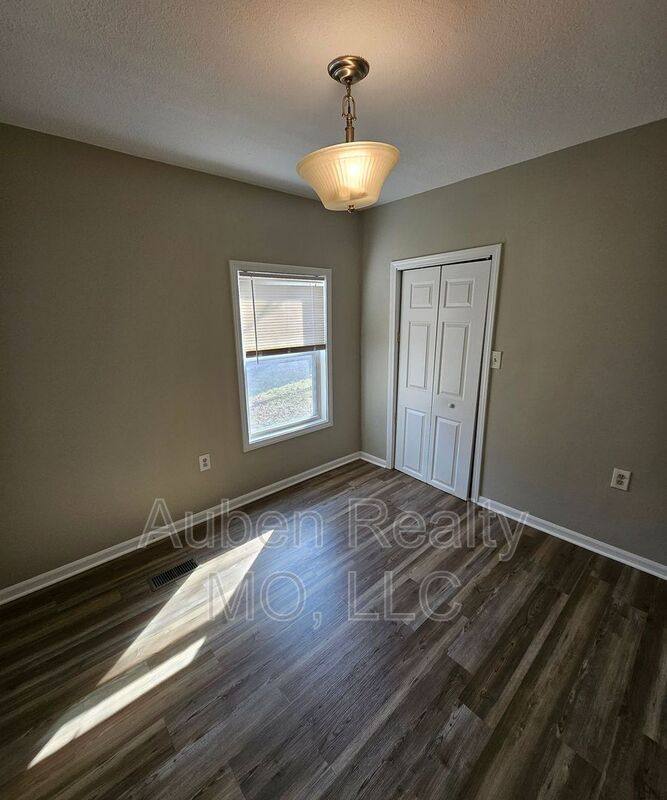House for rent at 5126 Booth Ave, Kansas City, MO 64129