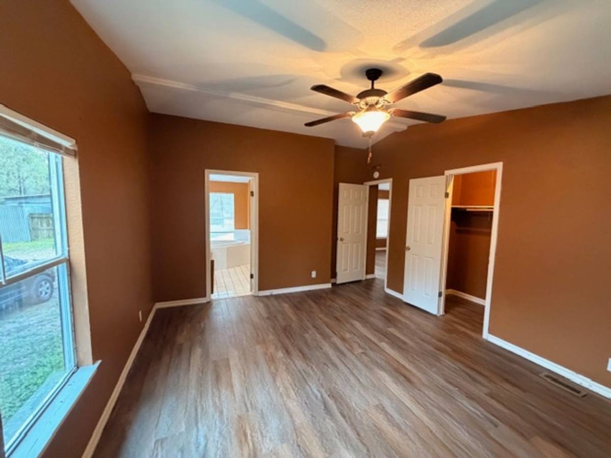 House for rent at 20284 Forest Woods Lane, Montgomery, TX 77356