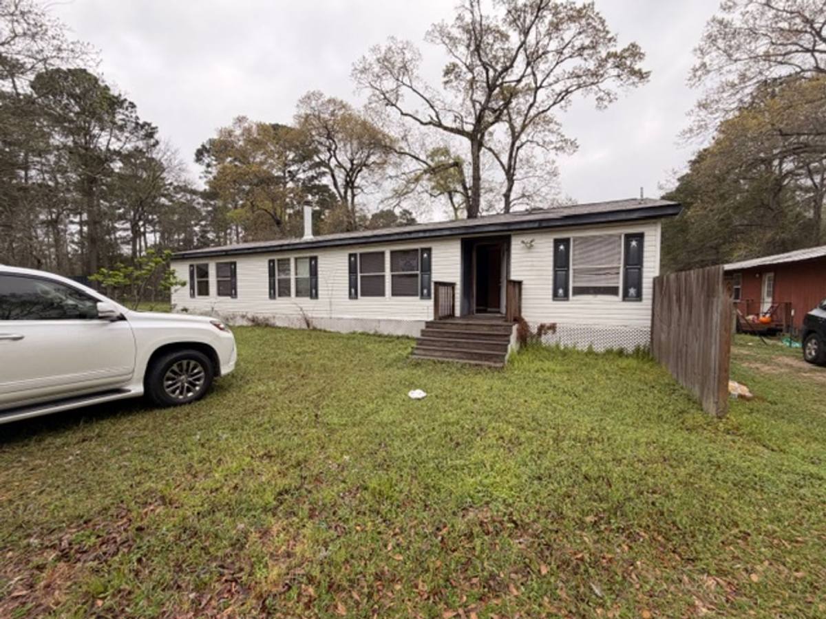 House for rent at 20284 Forest Woods Lane, Montgomery, TX 77356