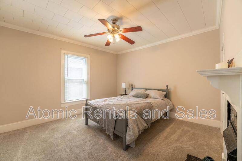 House for rent at 703 W 2nd Ave, Lenoir City, TN 37771
