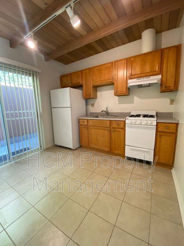 Apartment for rent at 103 Avenida Carmelo #G, San Clemente, CA 92672