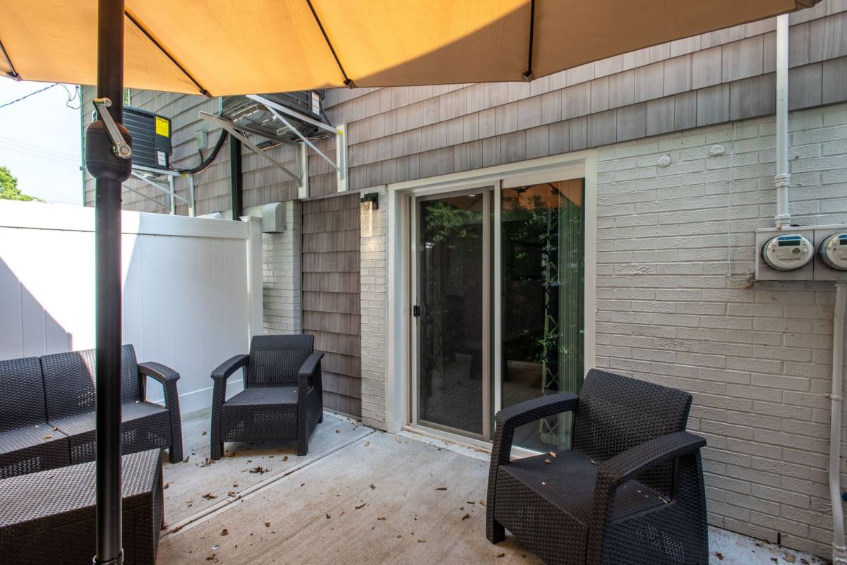 Townhouse for rent at 262 Irwin Place, Cincinnati, OH 45229