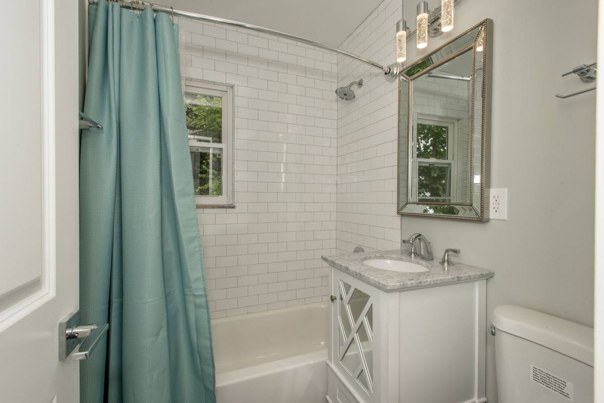 Townhouse for rent at 262 Irwin Place, Cincinnati, OH 45229