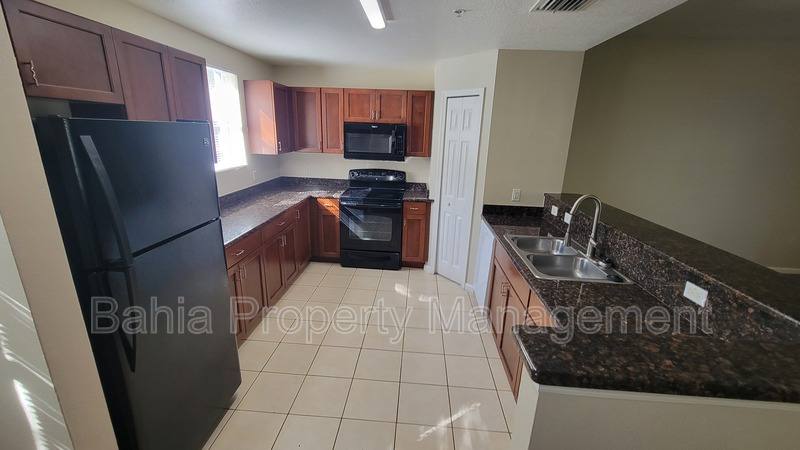 Townhouse for rent at 6054 Gibson Ave, Tampa, FL 33617