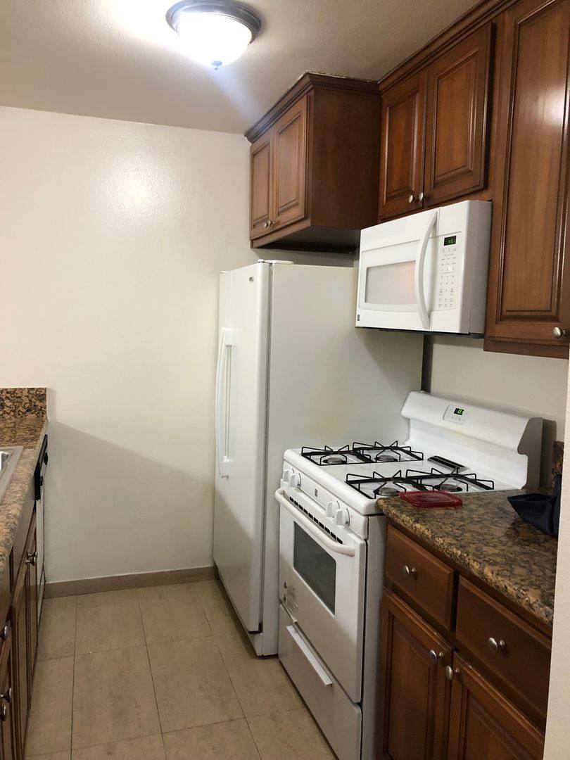 Apartment for rent at 10811 Ashton Ave, Los Angeles, CA 90024