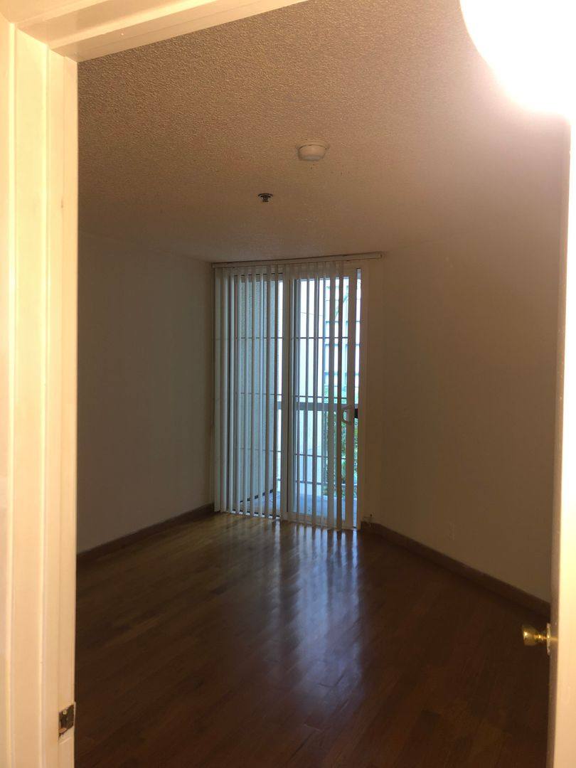 Apartment for rent at 10811 Ashton Ave, Los Angeles, CA 90024