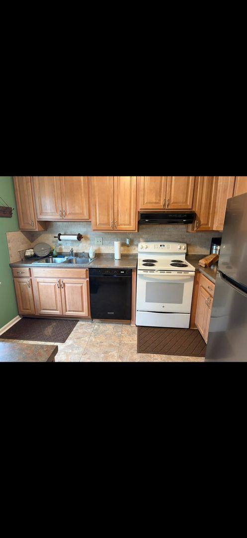 Townhouse for rent at 104 Southampton, Blacksburg, VA 24060