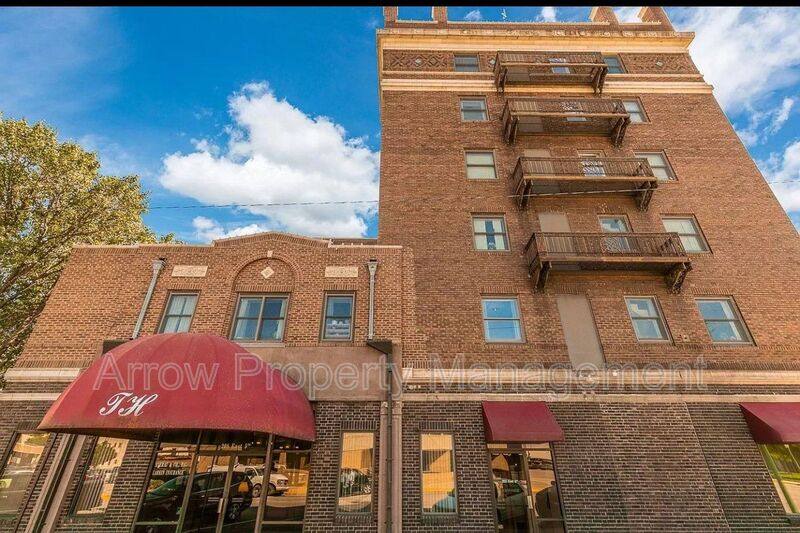 Apartment for rent at 208 E 5 #6D, York, NE 68467