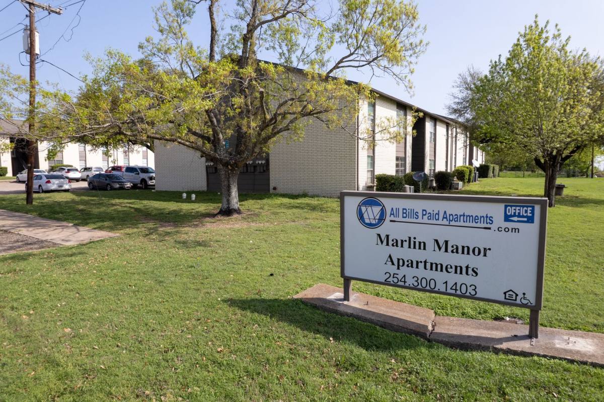 Apartment for rent at 1417 McClanahan Rd, Marlin, TX 76661