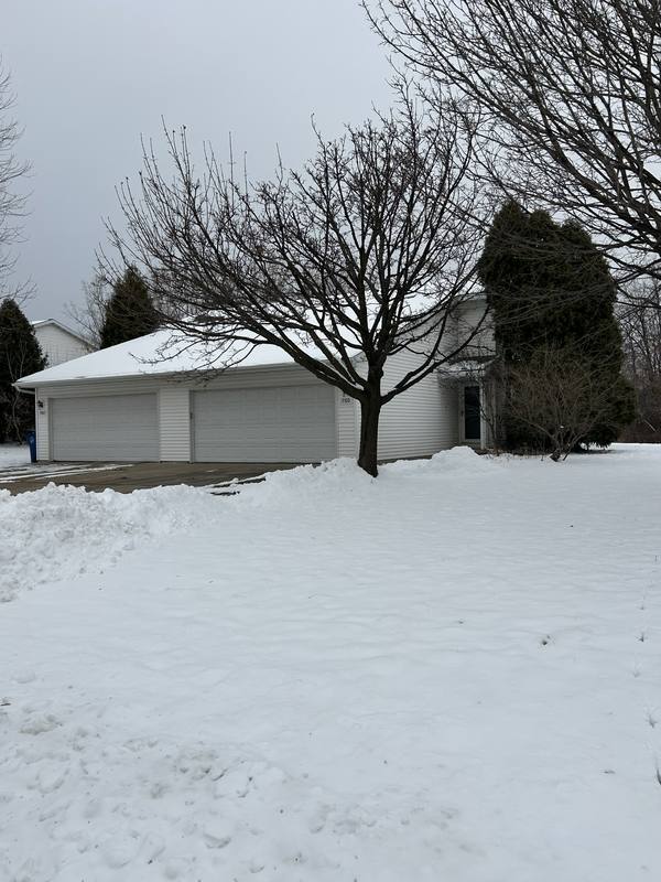Apartment for rent at 700 Parkview Rd, Green Bay, WI 54304