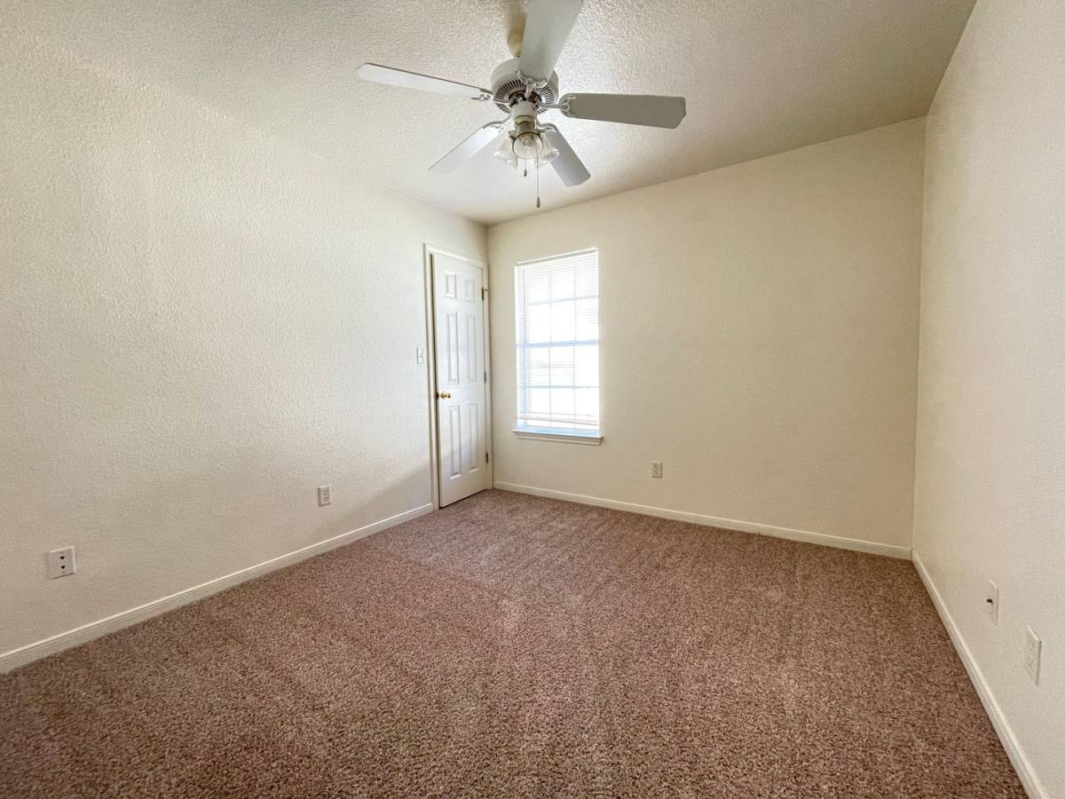 Apartment for rent at 4800 John David Dr, Killeen, TX 76549