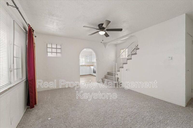 House for rent at 71 McKinnie Ave, McKees Rocks, PA 15136