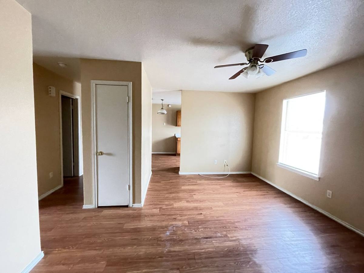 Apartment for rent at 1603 Cedarhill Dr, Killeen, TX 76543