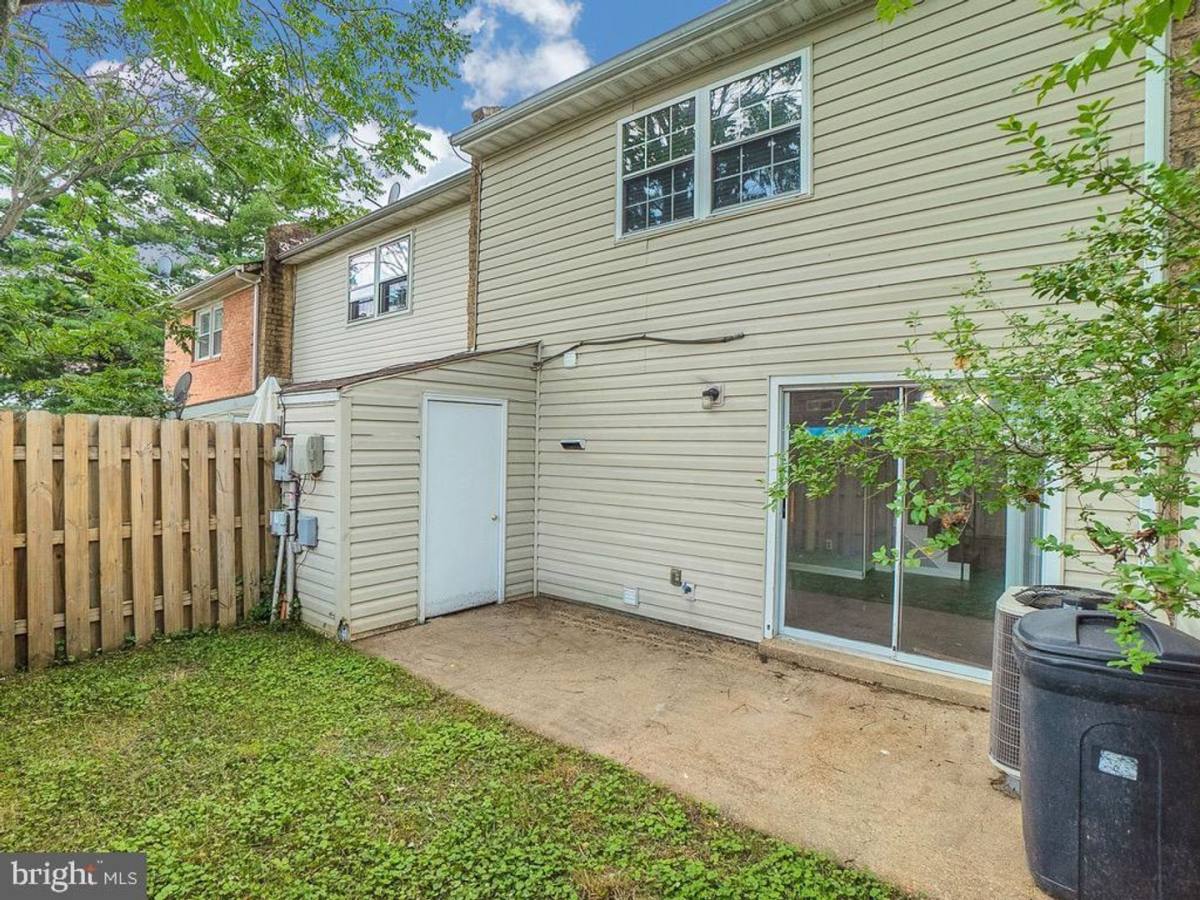 Townhouse for rent at 330 Brock Square, Fredericksburg, VA 22401