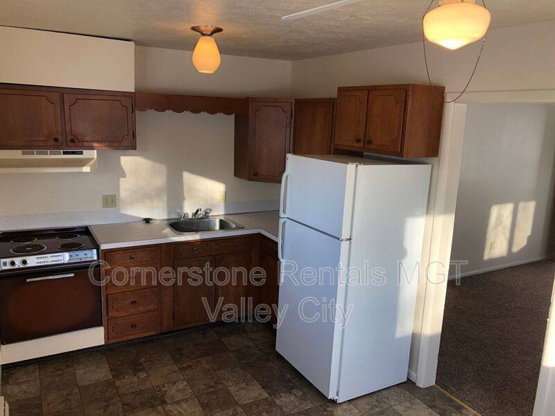 Apartment for rent at 815 3rd St SW #8, Valley City, ND 58072