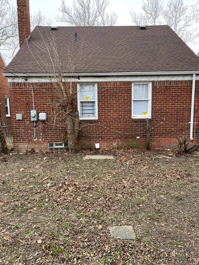 House for rent at 10692 Meuse St, Detroit, MI 48224