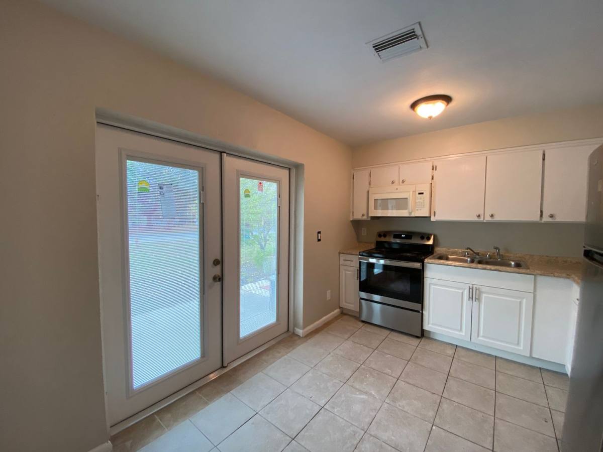 Townhouse for rent at 2601 47th Terrace SW, Naples, FL 34116