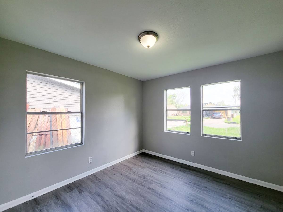 House for rent at 4909 Holloway Dr, Houston, TX 77048