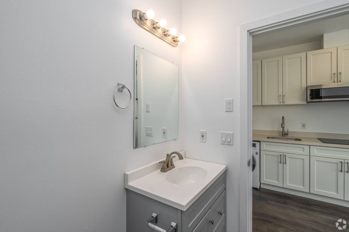 Apartment for rent at 2508 N 50th St, Seattle, WA 98103