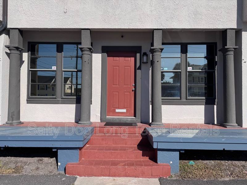 Apartment for rent at 436 N Grandview Ave, Daytona Beach, FL 32118