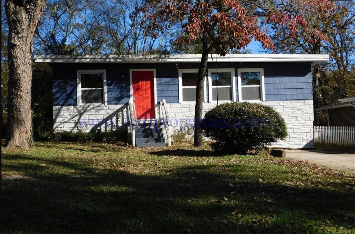 House for rent at 222 4th Ave, Birmingham, AL 35228