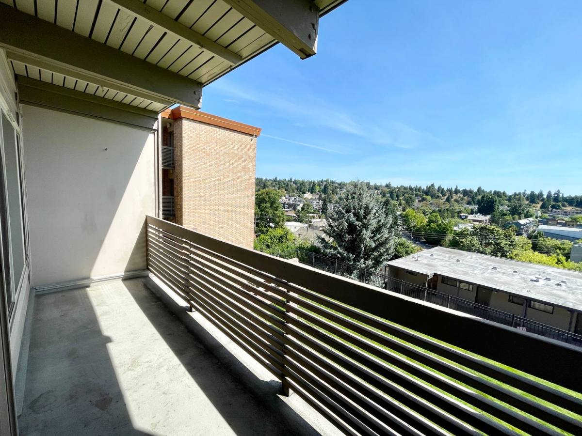 Apartment for rent at 5000 22nd Ave NE, Seattle, WA 98105