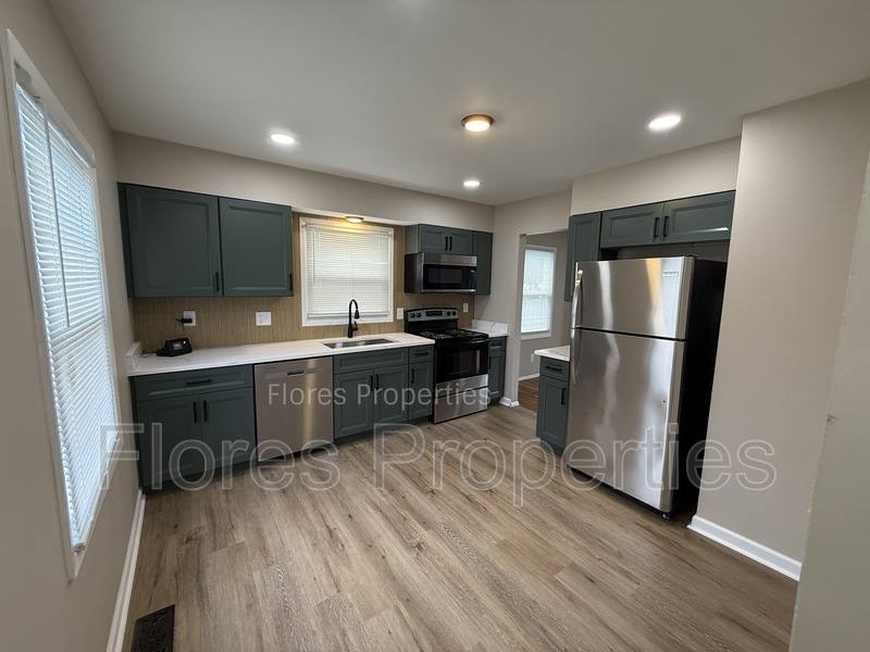 House for rent at 1136 Pauline Ave, Columbus, OH 43224