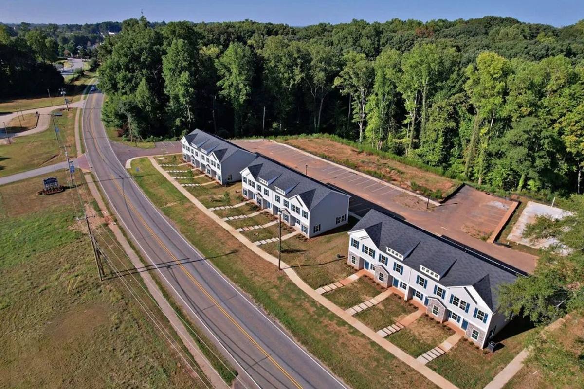 Townhouse for rent at 112 Pendleton Place Way, Pendleton, SC 29670