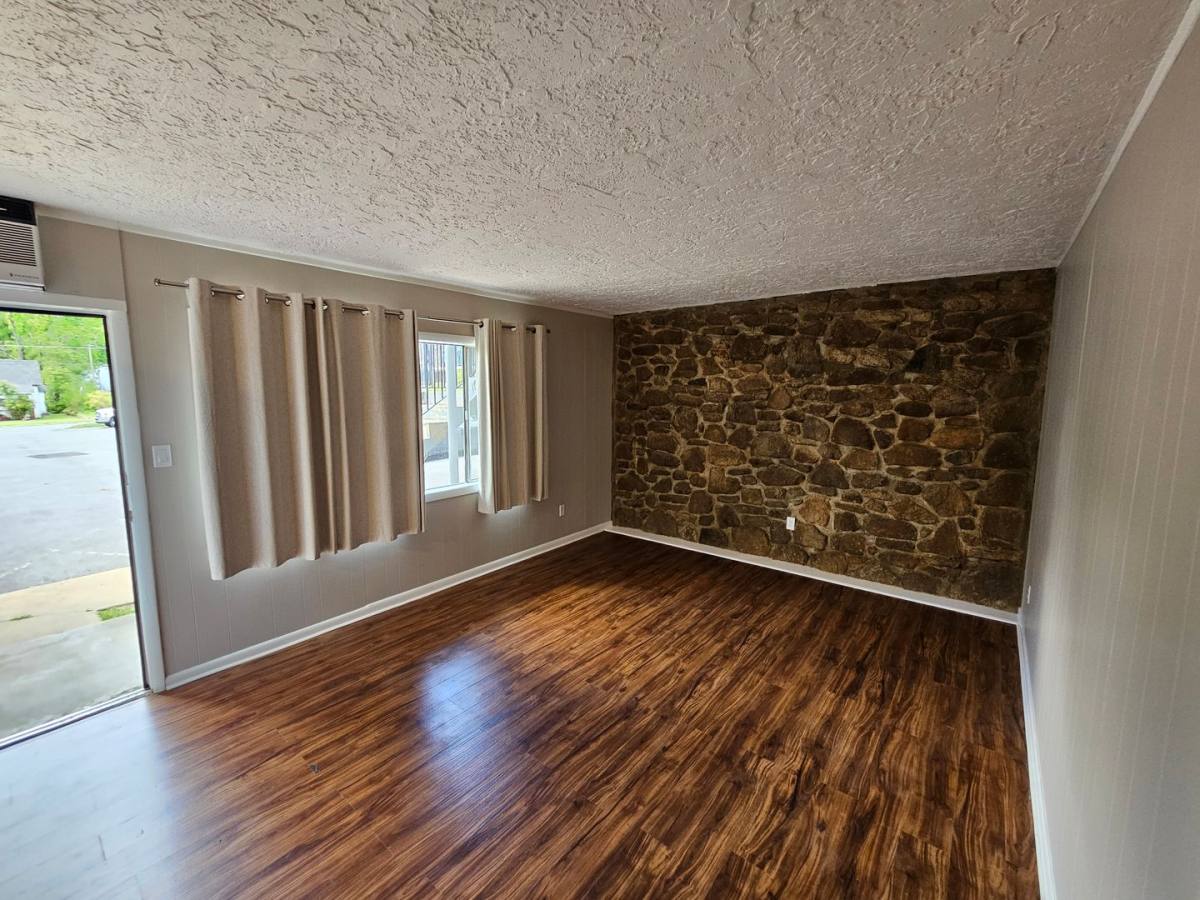 Apartment for rent at 218 N Willow Ave, Erwin, TN 37650