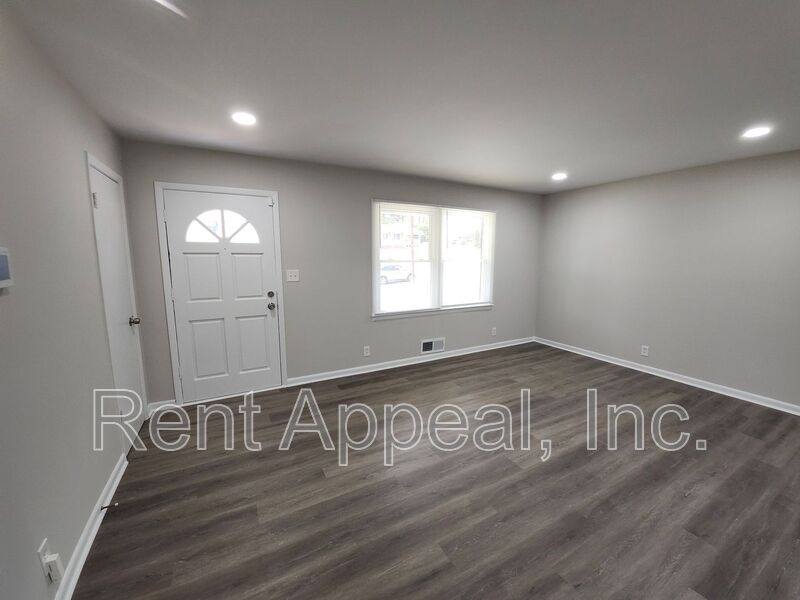 House for rent at 5370 Longmeadow Lane, Atlanta, GA 30349