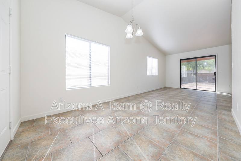 House for rent at 10140 E Karen Place, Tucson, AZ 85748