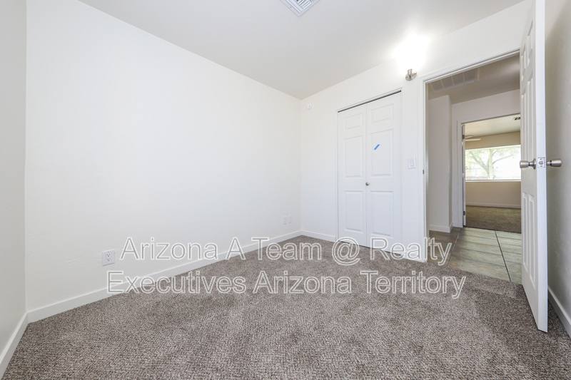 House for rent at 10140 E Karen Place, Tucson, AZ 85748