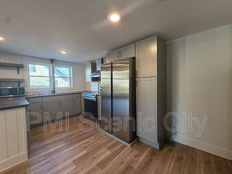 Apartment for rent at 607 Franklin St, Chattanooga, TN 37405