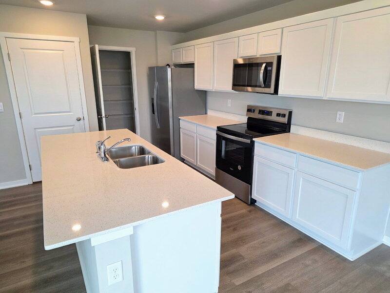 House for rent at 655 NW Williamsburg Lane, Waukee, IA 50263