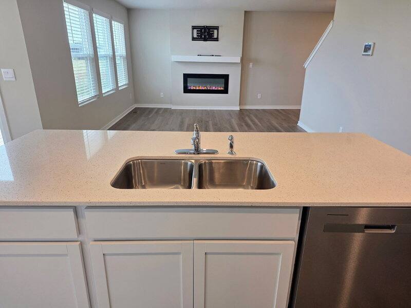 House for rent at 655 NW Williamsburg Lane, Waukee, IA 50263