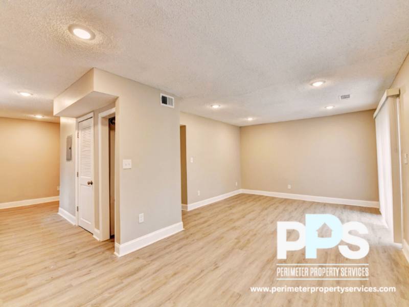 Apartment for rent at 390 W Lake Ave #A1, Atlanta, GA 30318
