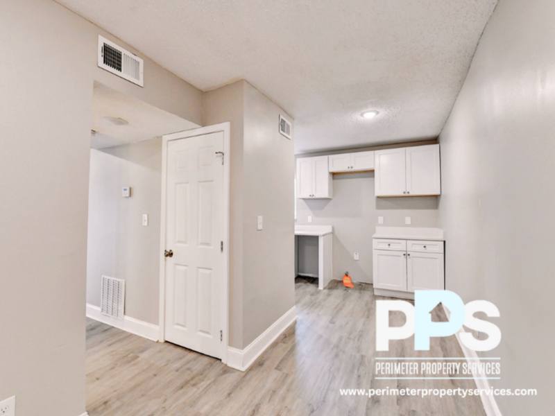 Apartment for rent at 390 W Lake Ave #A1, Atlanta, GA 30318