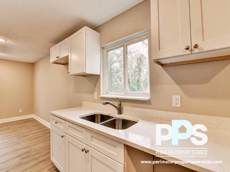 Apartment for rent at 390 W Lake Ave #A1, Atlanta, GA 30318