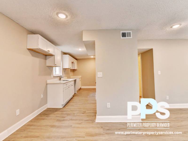 Apartment for rent at 390 W Lake Ave #A1, Atlanta, GA 30318