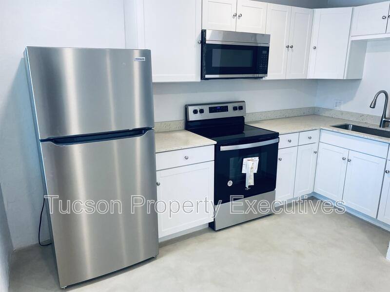 Apartment for rent at 124 E Jacinto St #3, Tucson, AZ 85705