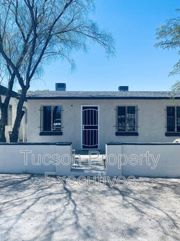 Apartment for rent at 124 E Jacinto St #3, Tucson, AZ 85705