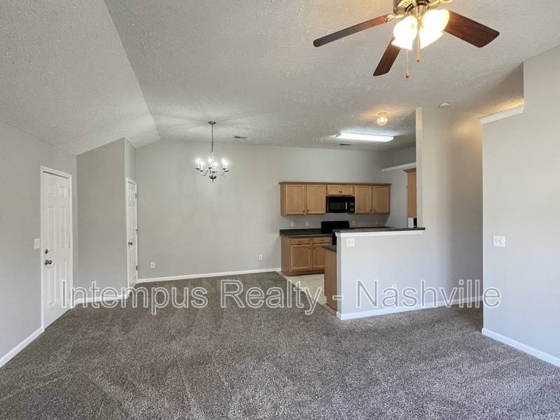House for rent at 553 Rose Cottage Circle, Gallatin, TN 37066