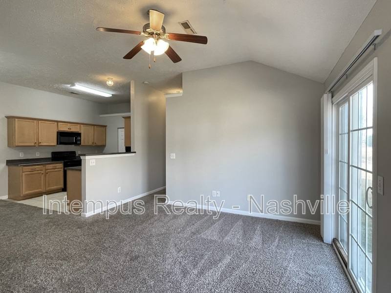 House for rent at 553 Rose Cottage Circle, Gallatin, TN 37066