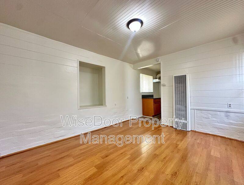 Apartment for rent at 12539 Adler Dr #3, Whittier, CA 90606