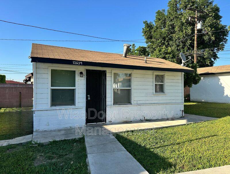 Apartment for rent at 12539 Adler Dr #3, Whittier, CA 90606