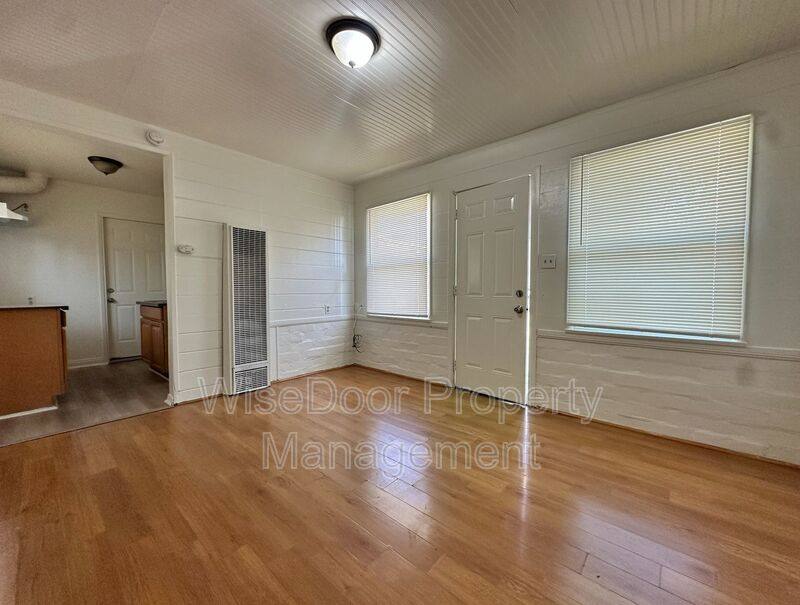 Apartment for rent at 12539 Adler Dr #3, Whittier, CA 90606