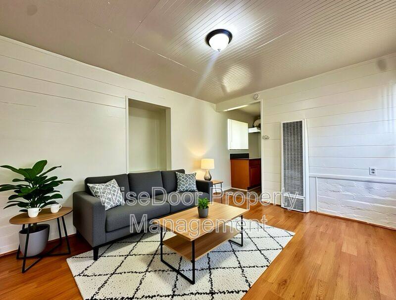 Apartment for rent at 12539 Adler Dr #3, Whittier, CA 90606