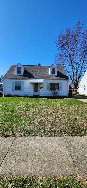 House for rent at 374 E 232 St, Euclid, OH 44123
