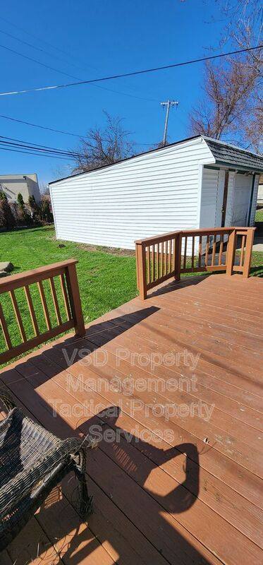 House for rent at 374 E 232 St, Euclid, OH 44123