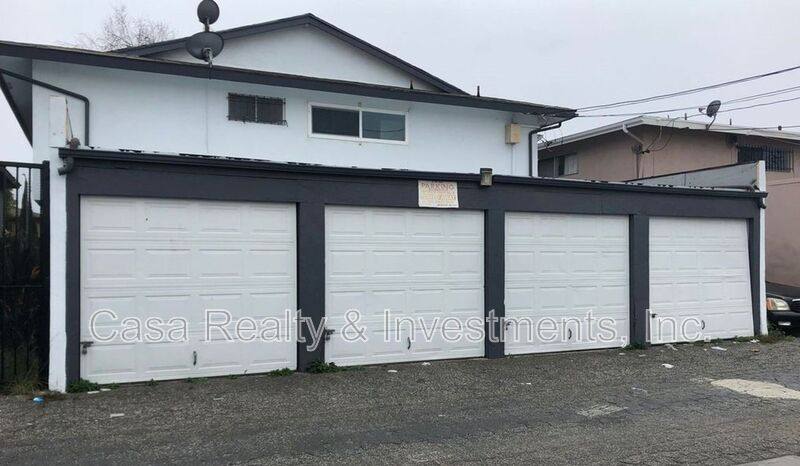 Townhouse for rent at 3371 E Andy St #4, Long Beach, CA 90805